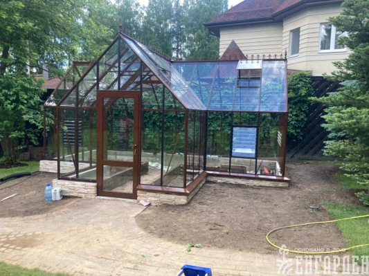 Теплица Botanik T Style 45 Standard с тамбуром Standard с комплектом купейной двери Ботаник