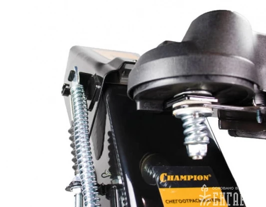 Снегоуборщик бензиновый CHAMPION ST662E