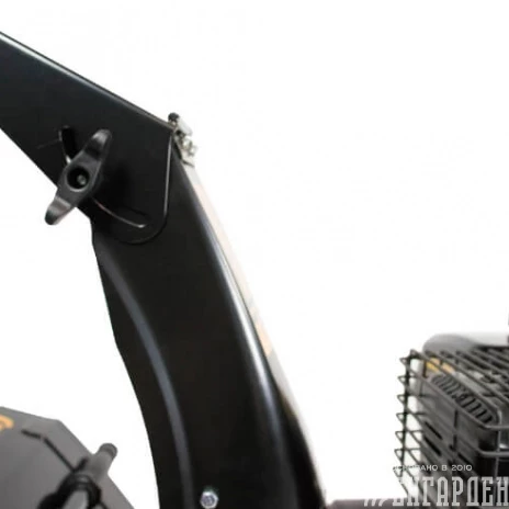 Снегоуборщик бензиновый CHAMPION ST556