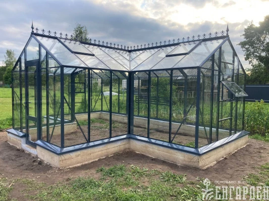 Теплица Botanik Т Standard с тамбуром и комплектом поворотных дверей Ботаник