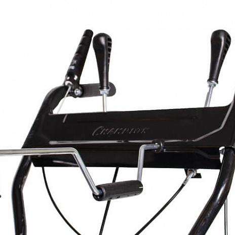 Снегоуборщик бензиновый CHAMPION ST661