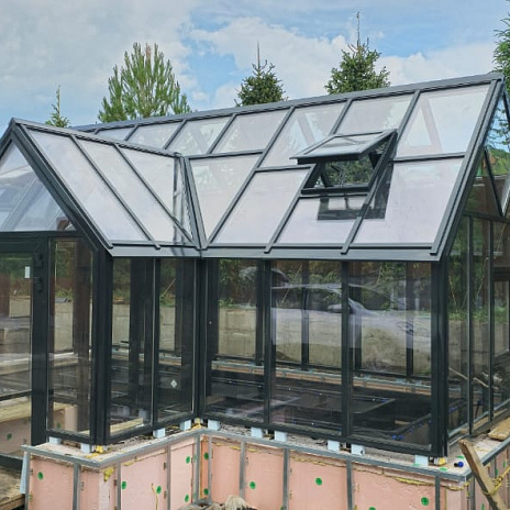 Зимняя теплица Люкс