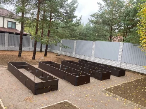 Комплект прямых грядок в теплицу КРИСТАЛИКА Гранд (4 ряда, высота 450 мм)