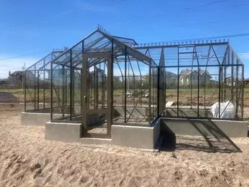 Теплица Botanik T Maximum с тамбуром и комплектом поворотных дверей Ботаник